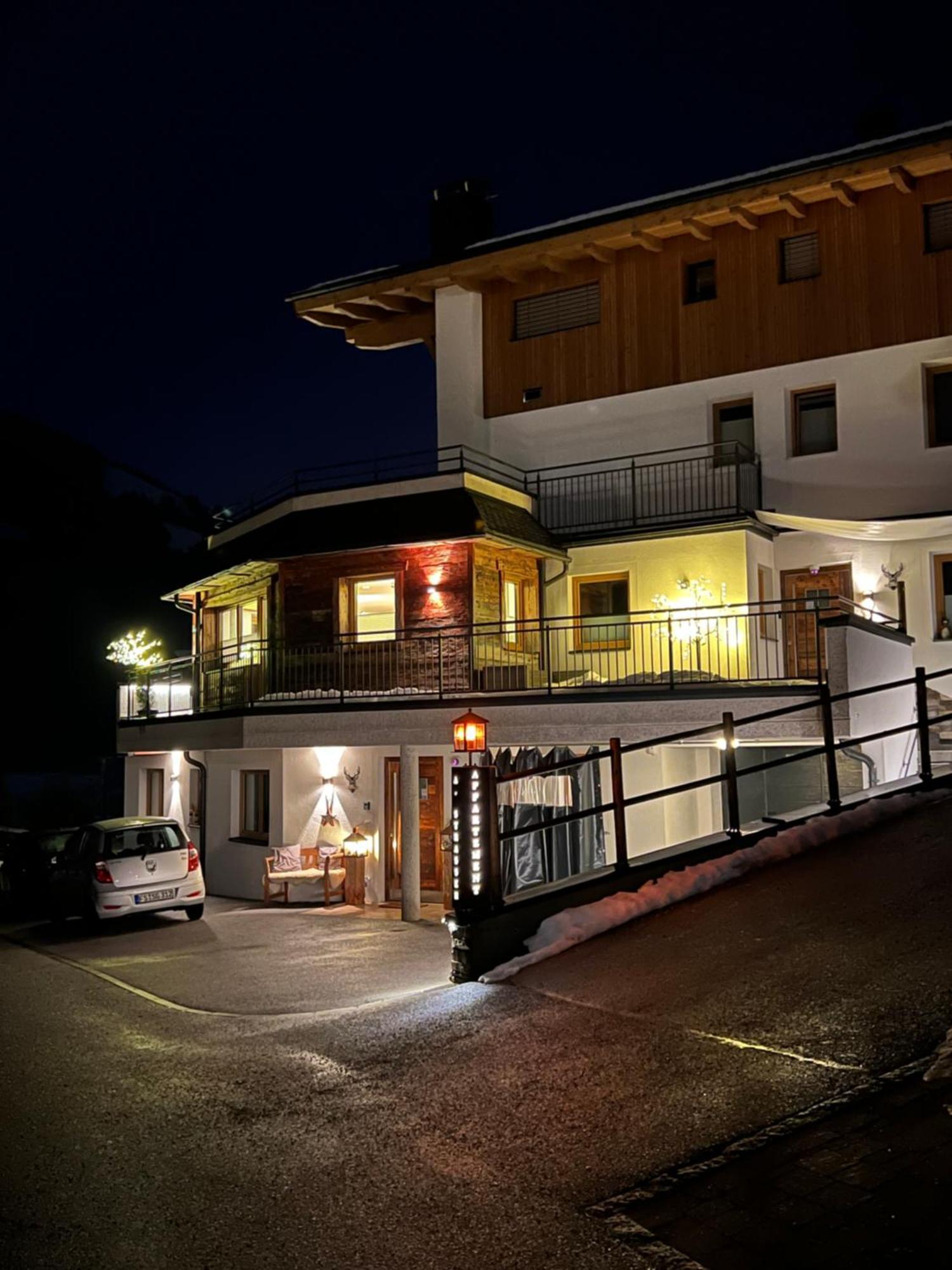 Luxus Ferienwohnung Almhuette Бриксен-им-Тале Экстерьер фото